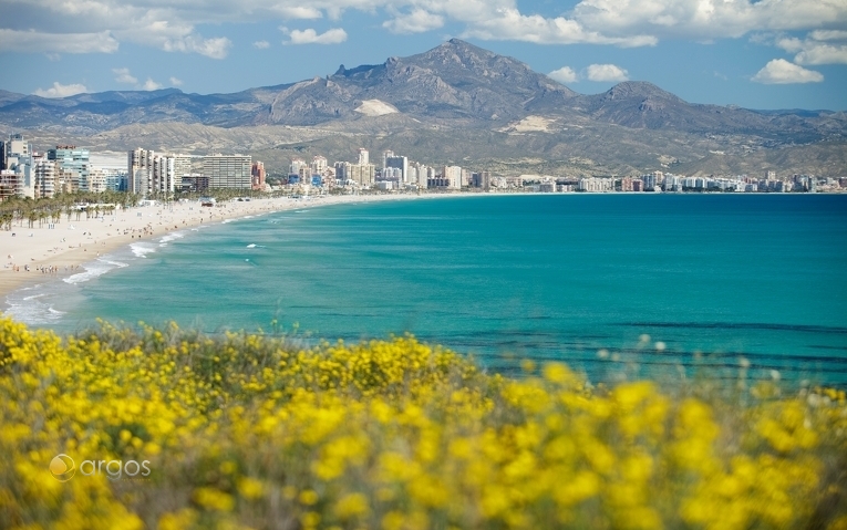 Strand San Juan in Alicante