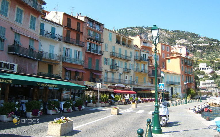 Promenade von Villefranche-sur-mer an der Cote d'Azur