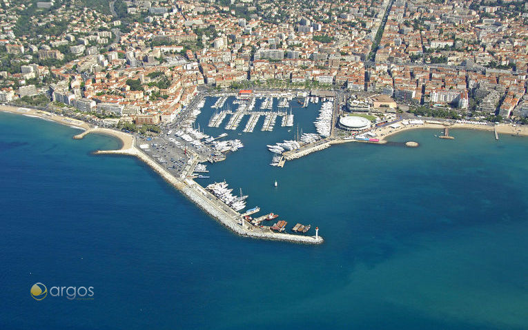 Cannes (Le Vieux Port de Cannes)