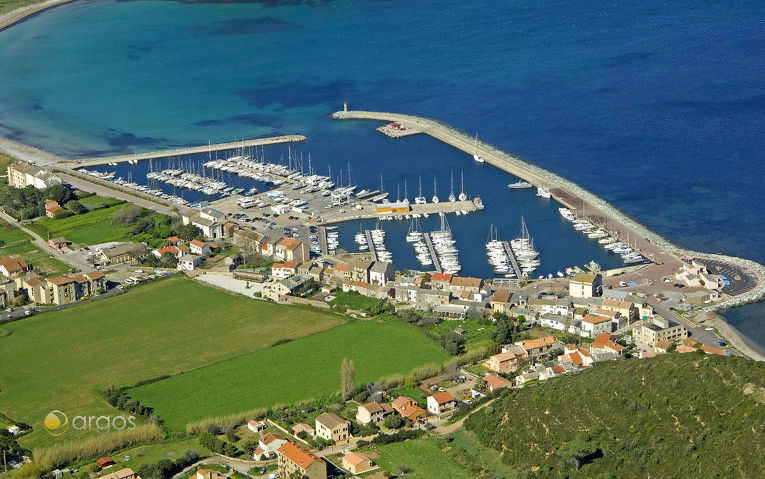 Korsika Macinaggio (Port de Macinnagio Marina)