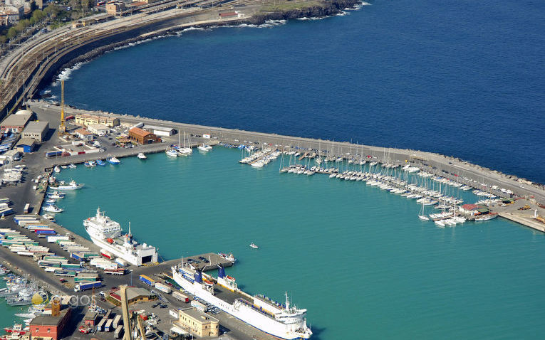 Sizilien Catania (Circolo Nautico Porto Nuovo Marina)
