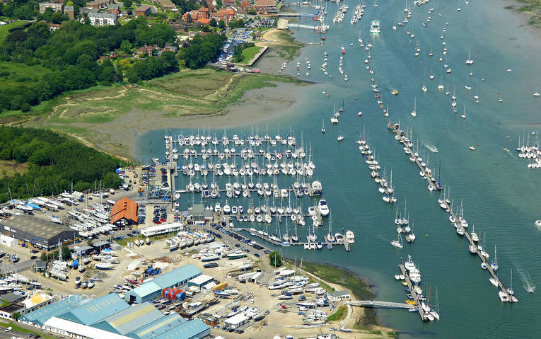 Hamble  Southampton (Hamble Point Marina)