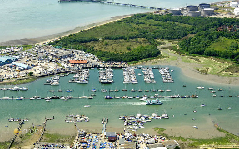 Hamble  Southampton (Hamble Point Marina)