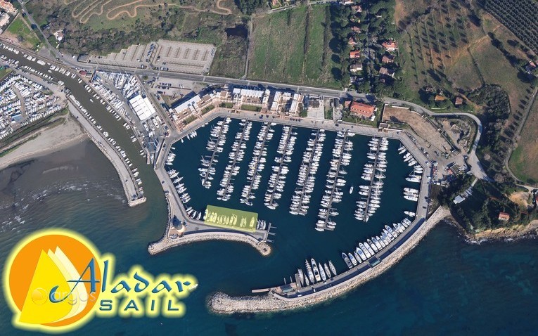 Basis von Aladar Sail in der Marina di Scarlino